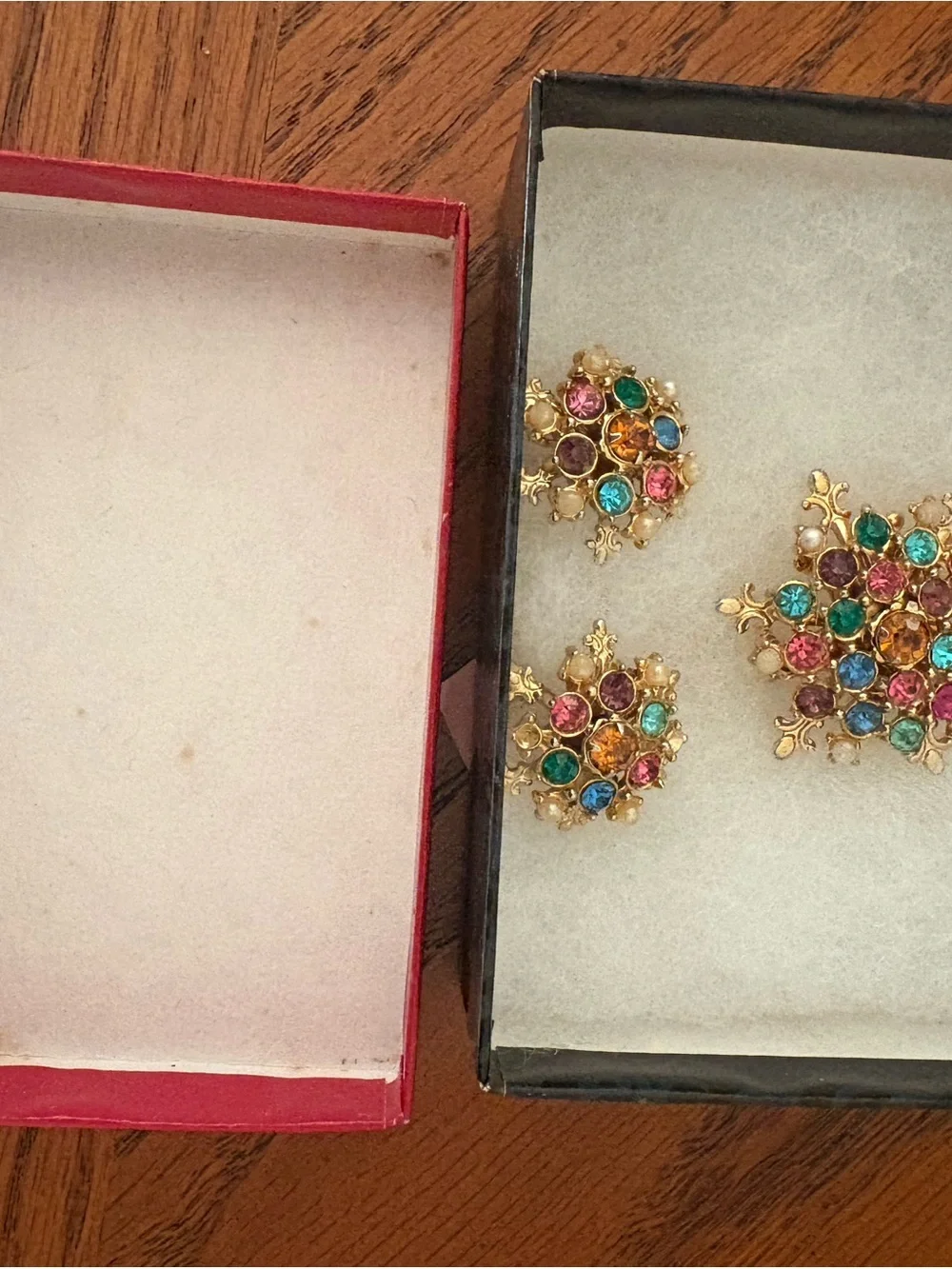 Gold-Tone Multicolor Crystal & Pearl Cluster Earrings and pendent